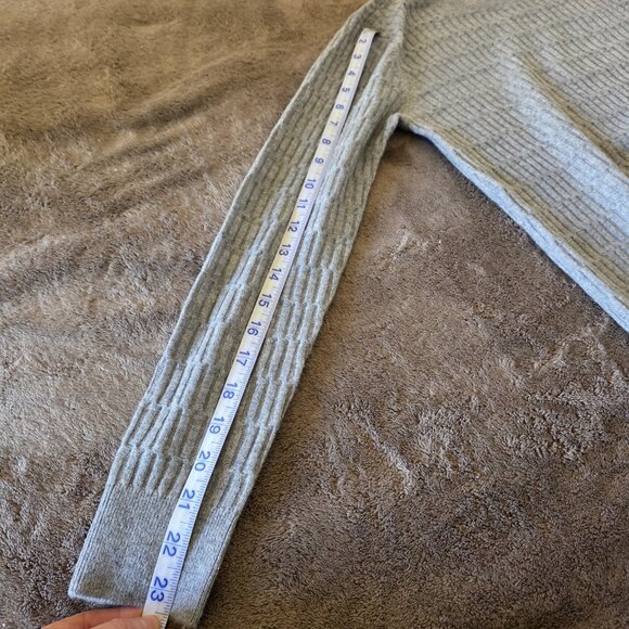 NWT Club Monaco 100% Cashmere Sweater Women’s Small Heather Grey Mock Neck Soft - Picture 13 of 14